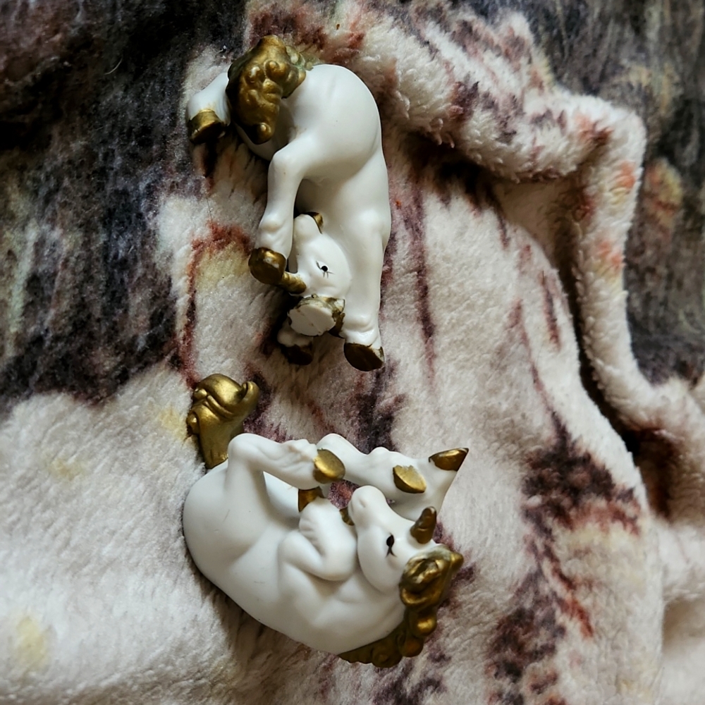 Ceramic horses